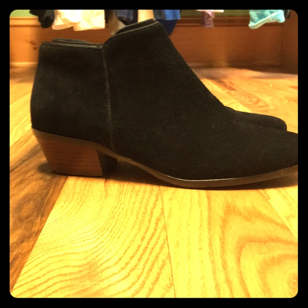 Crown Vintage Suede Booties